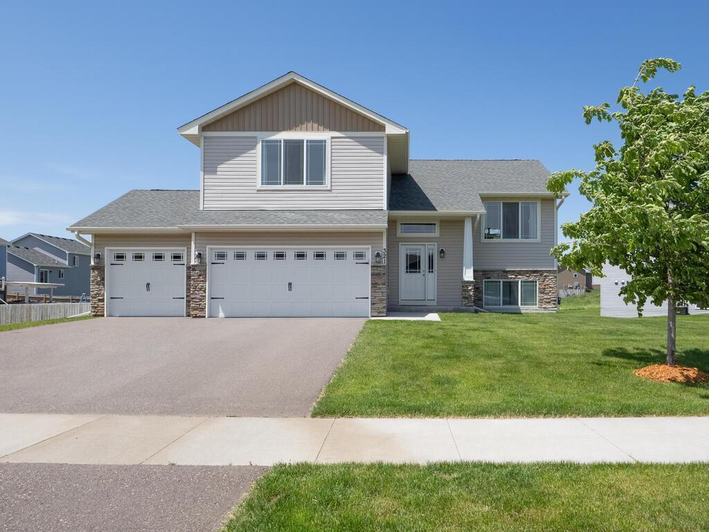 321 Bluebird Drive NW Isanti MN 55040 6559337 image1