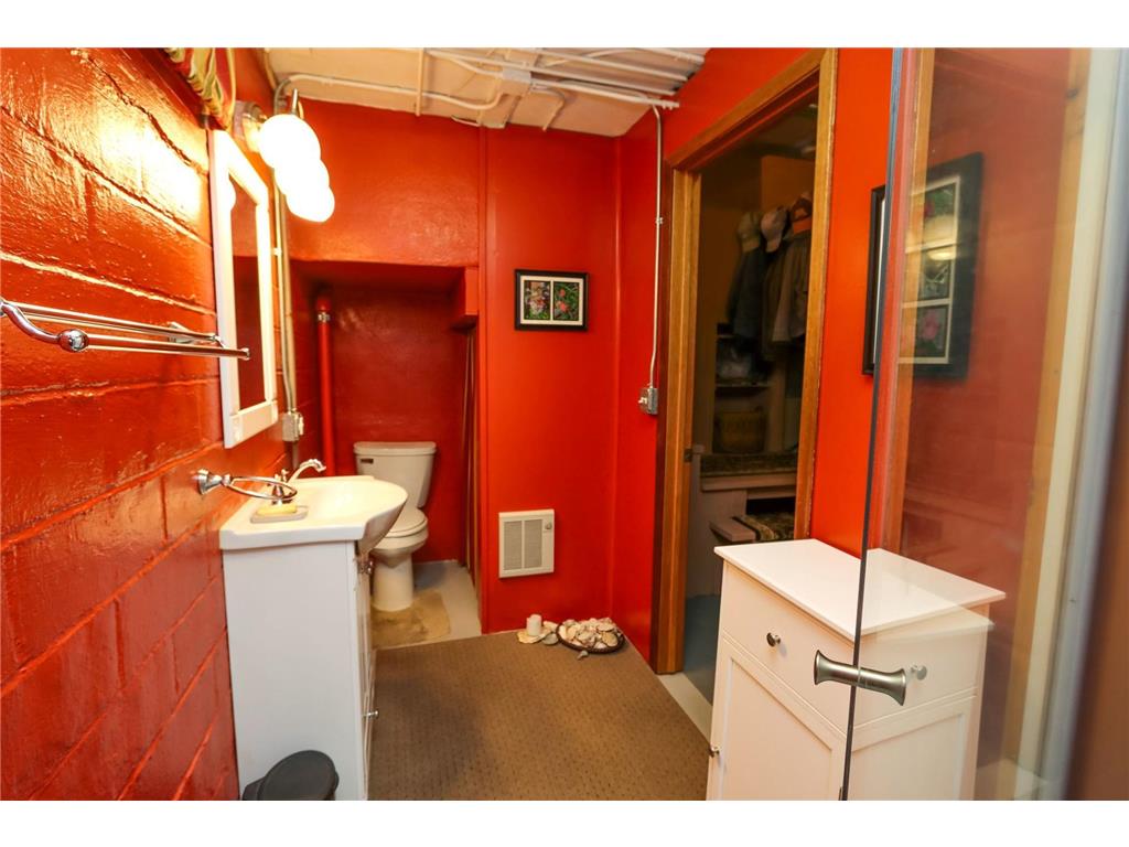 321 Center Street Mankato MN 56001 7080555 image34