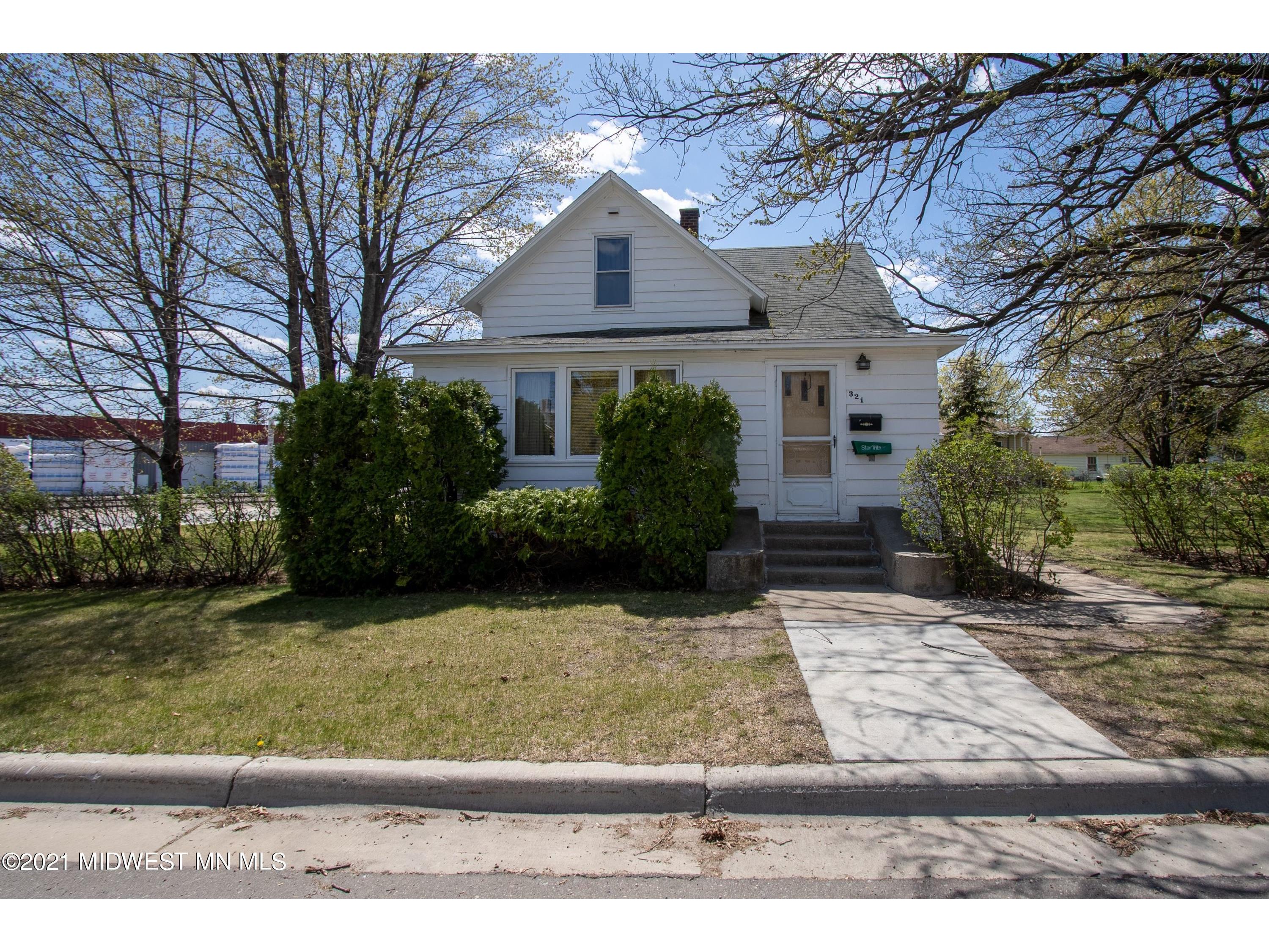 321 Colfax Avenue SE, Wadena, MN 56482 MLS 6064929 Edina Realty