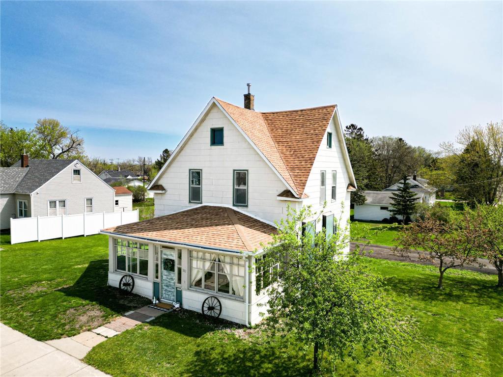 321 Curry Avenue Detroit Lakes MN 56501 6371913 image1