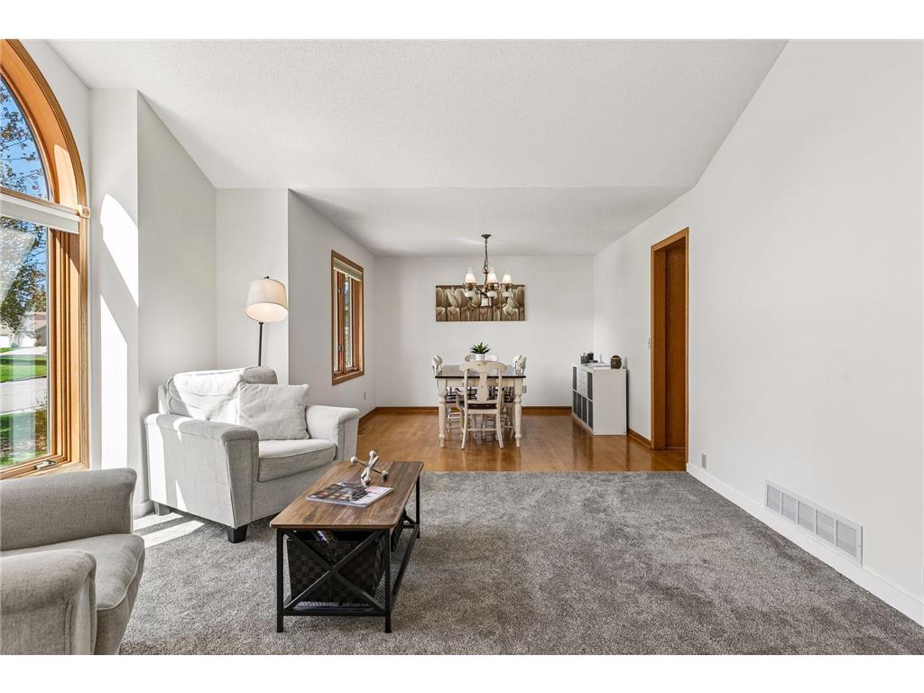 321 Dunbar Way Mahtomedi MN 55115 7065101 image11