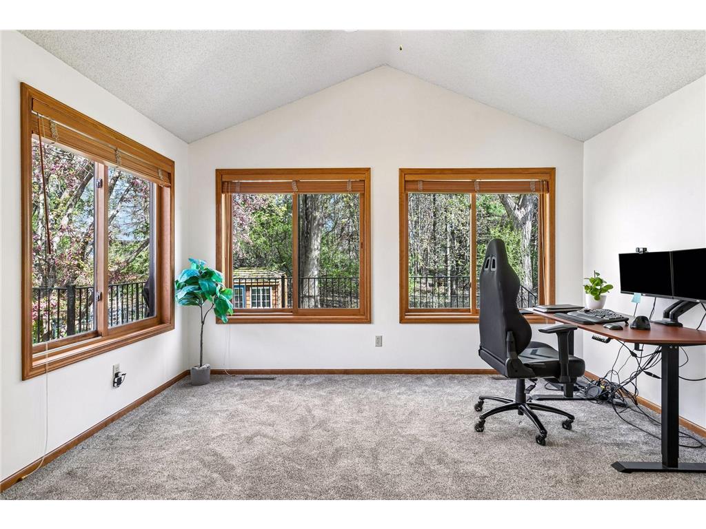 321 Dunbar Way Mahtomedi MN 55115 7065101 image20