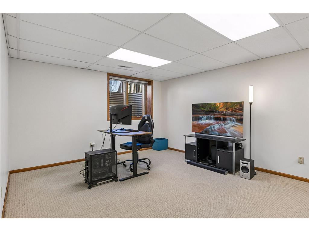 321 Dunbar Way Mahtomedi MN 55115 7065101 image44