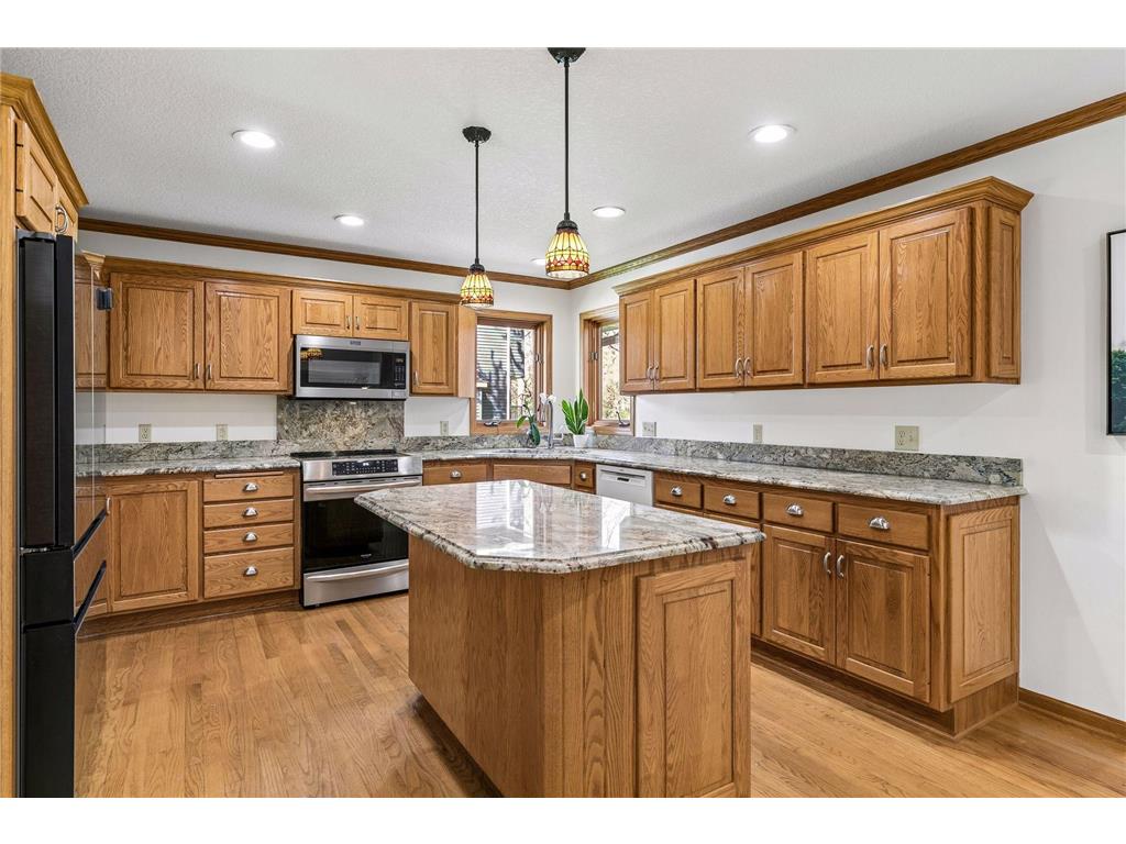 321 Dunbar Way Mahtomedi MN 55115 7065101 image7