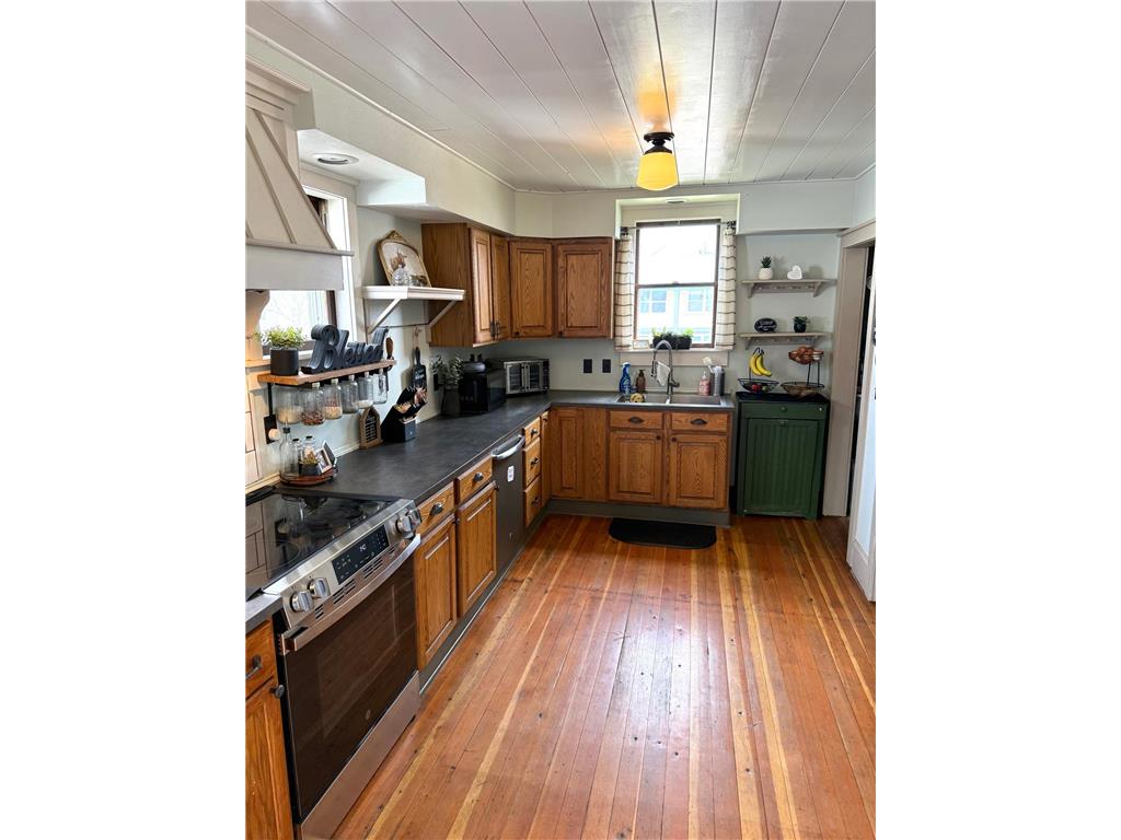 321 E 2nd Street Redwood Falls MN 56283 7058375 image15