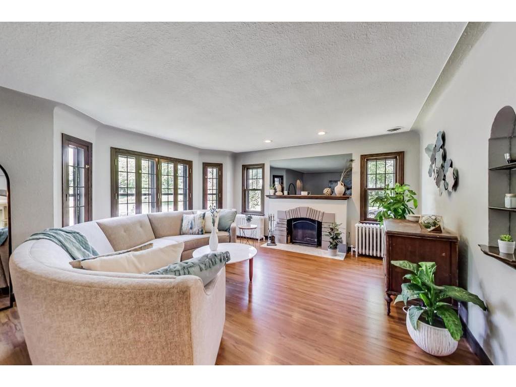 321 E Diamond Lake Road Minneapolis MN 55419 7058271 image2