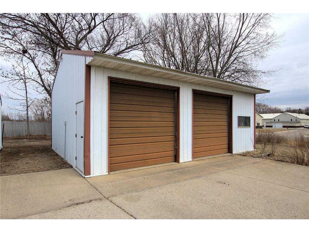 321 Highway 7 E Hutchinson MN 55350 6800484 image22