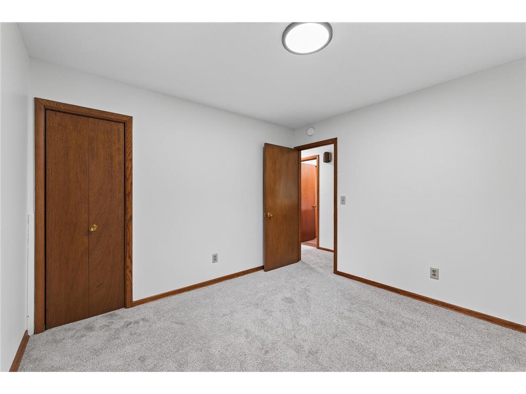321 Hugo Street NE Fridley MN 55432 7095756 image17