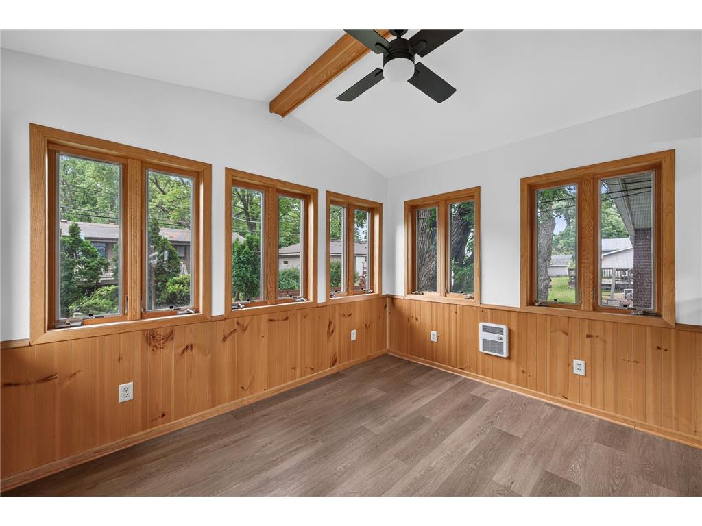 321 Hugo Street NE Fridley MN 55432 7095756 image7