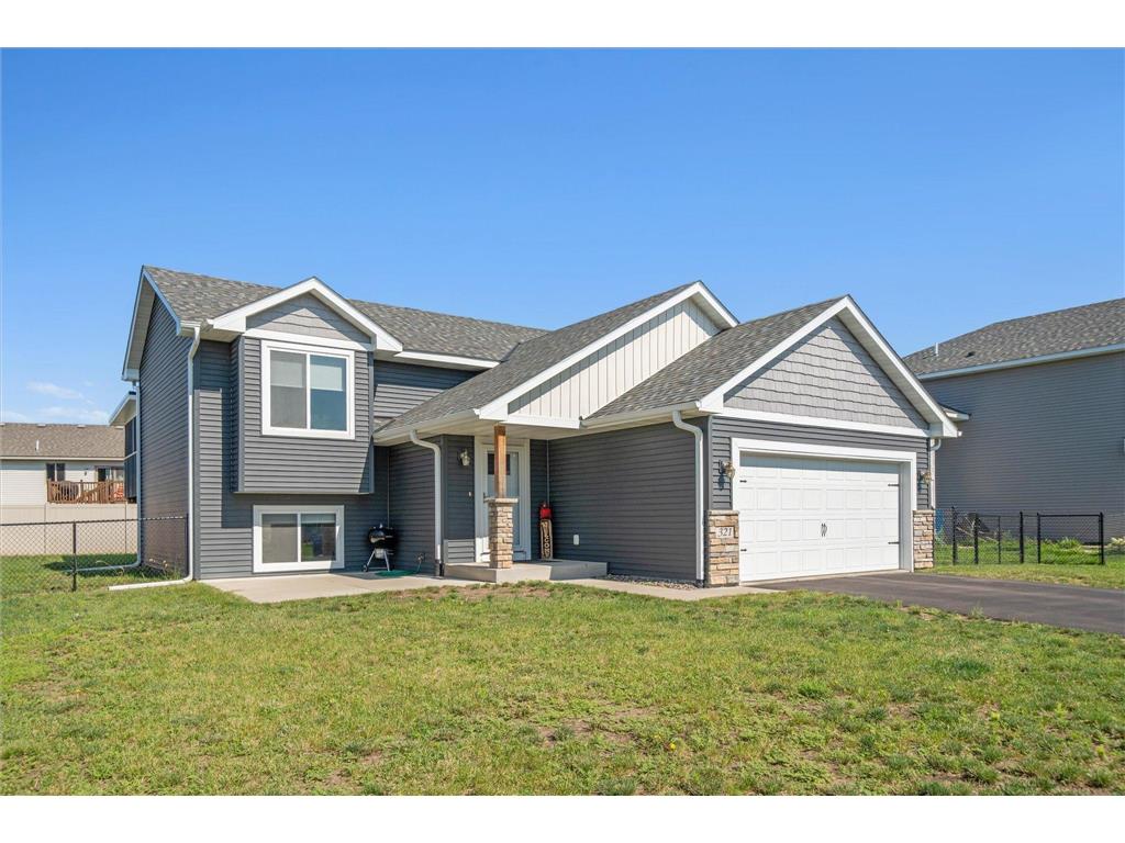 321 Ladd Lane Osceola WI 54020 6573896 image1