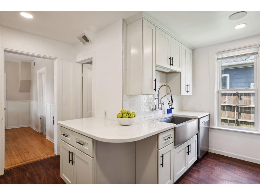 321 Maryland Avenue W Saint Paul MN 55117 6564001 image1