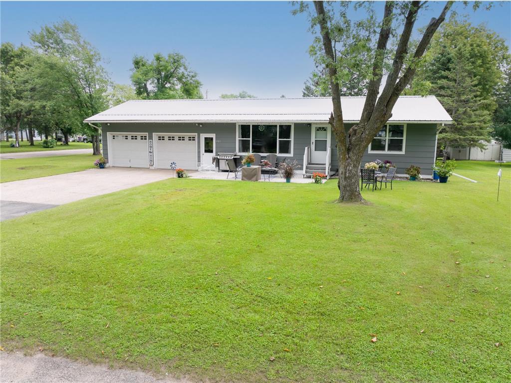 321 N Dayton Avenue Parkers Prairie MN 56361 6591935 image1