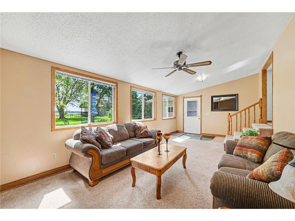 321 N State Avenue Le Center MN 56057 7081394 image4