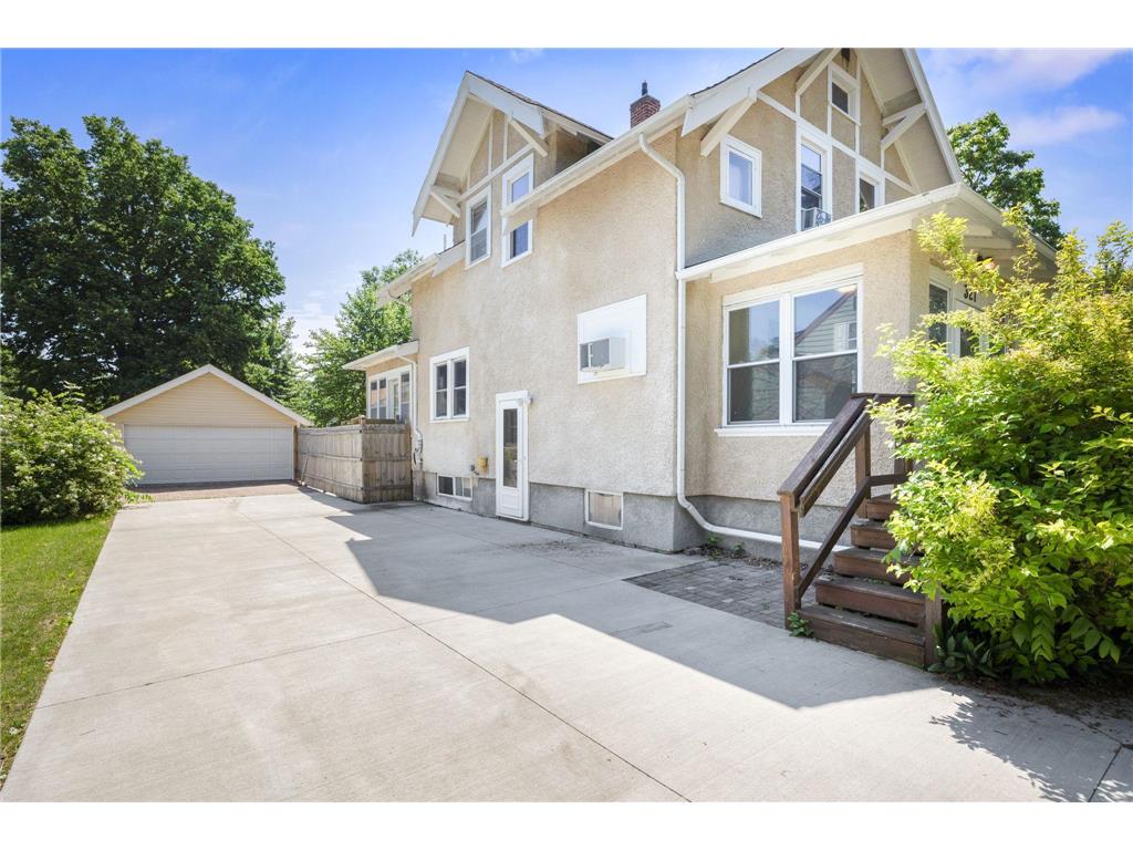 321 S Armstrong Avenue Litchfield MN 55355 6716188 image1