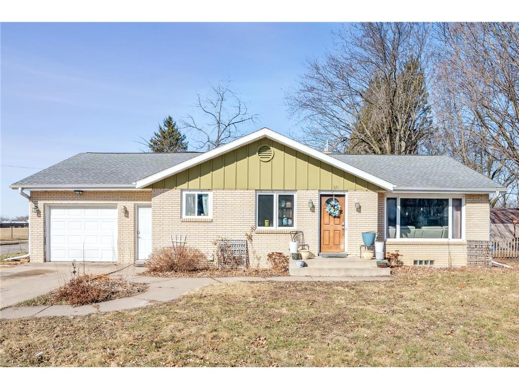 321 S Piety Street Ellsworth WI 54011 6672561 image1