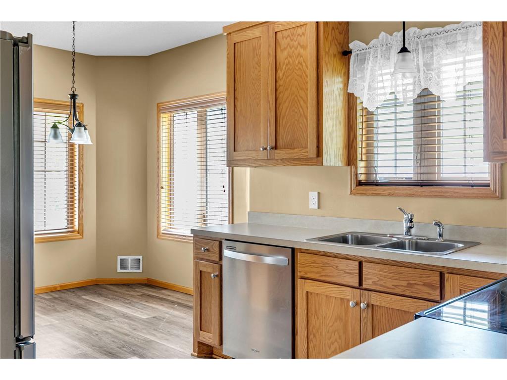 321 Summer Place E Maplewood MN 55117 7065706 image5