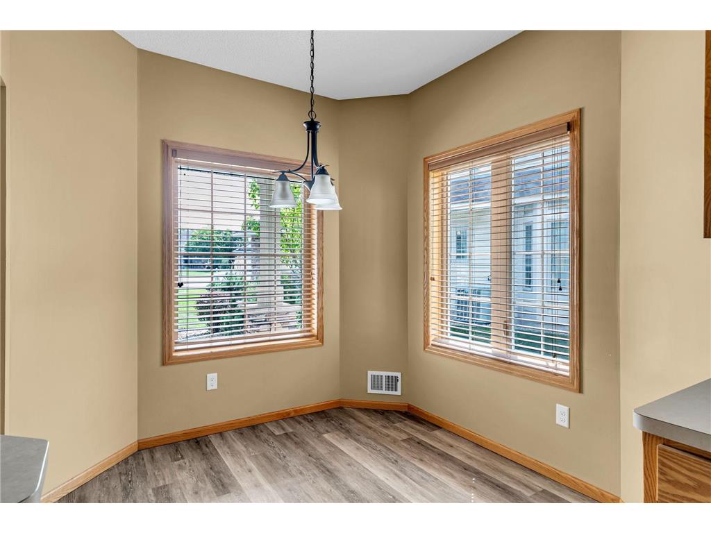 321 Summer Place E Maplewood MN 55117 7065706 image9