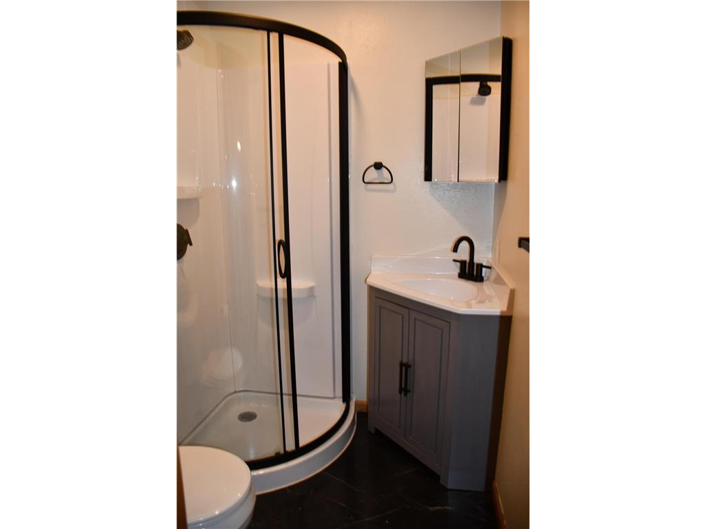 321 Tindolph Avenue N Thief River Falls MN 56701 7000385 image8