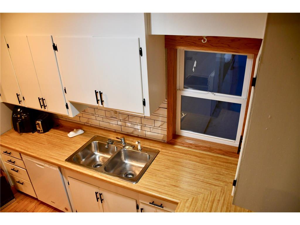 321 Tindolph Avenue N Thief River Falls MN 56701 7102783 image24