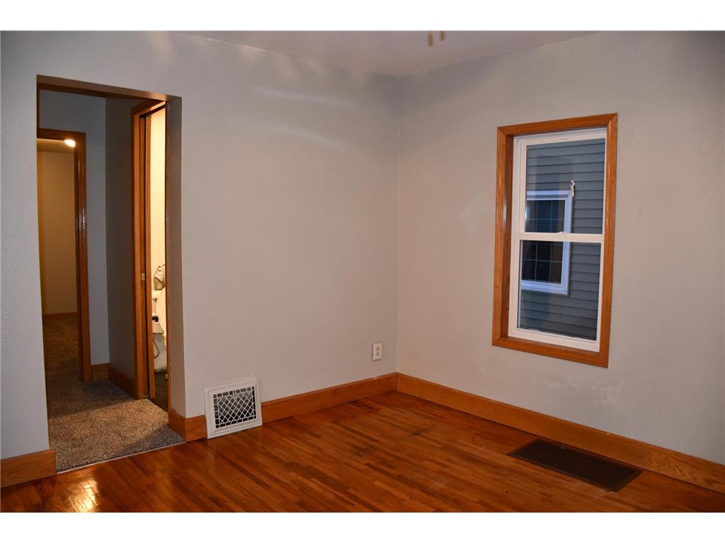 321 Tindolph Avenue N Thief River Falls MN 56701 7102783 image4