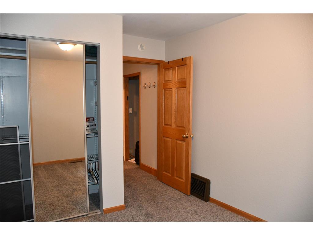 321 Tindolph Avenue N Thief River Falls MN 56701 7102783 image8