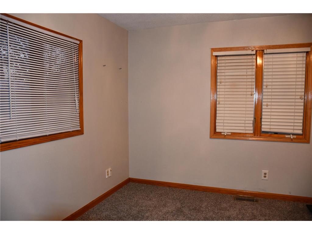 321 Tindolph Avenue N Thief River Falls MN 56701 7102783 image9