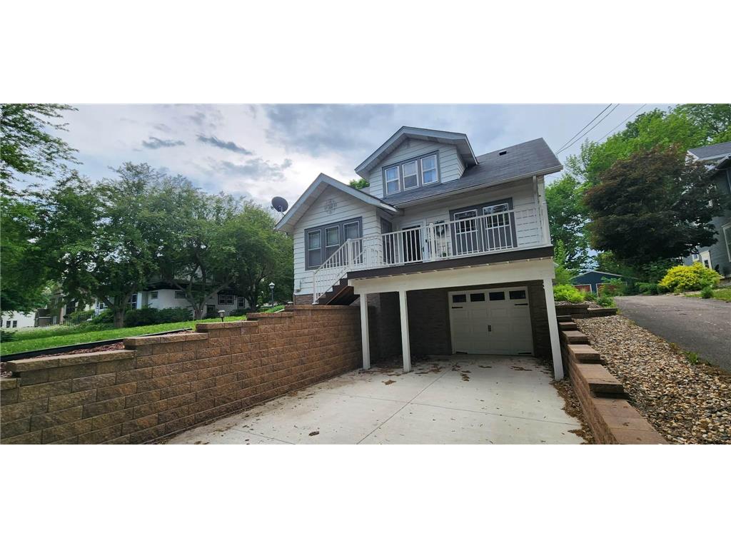 321 Vine Avenue Albert Lea MN 56007 6378989 image1