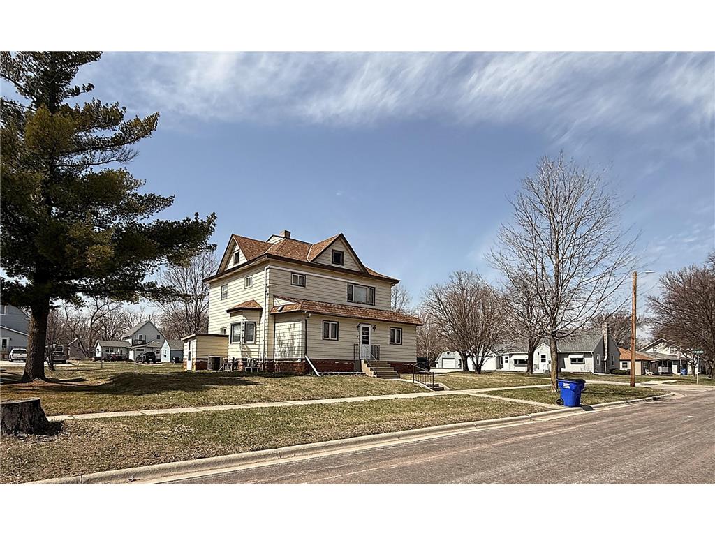 321 Western Avenue Madison MN 56256 6715807 image1