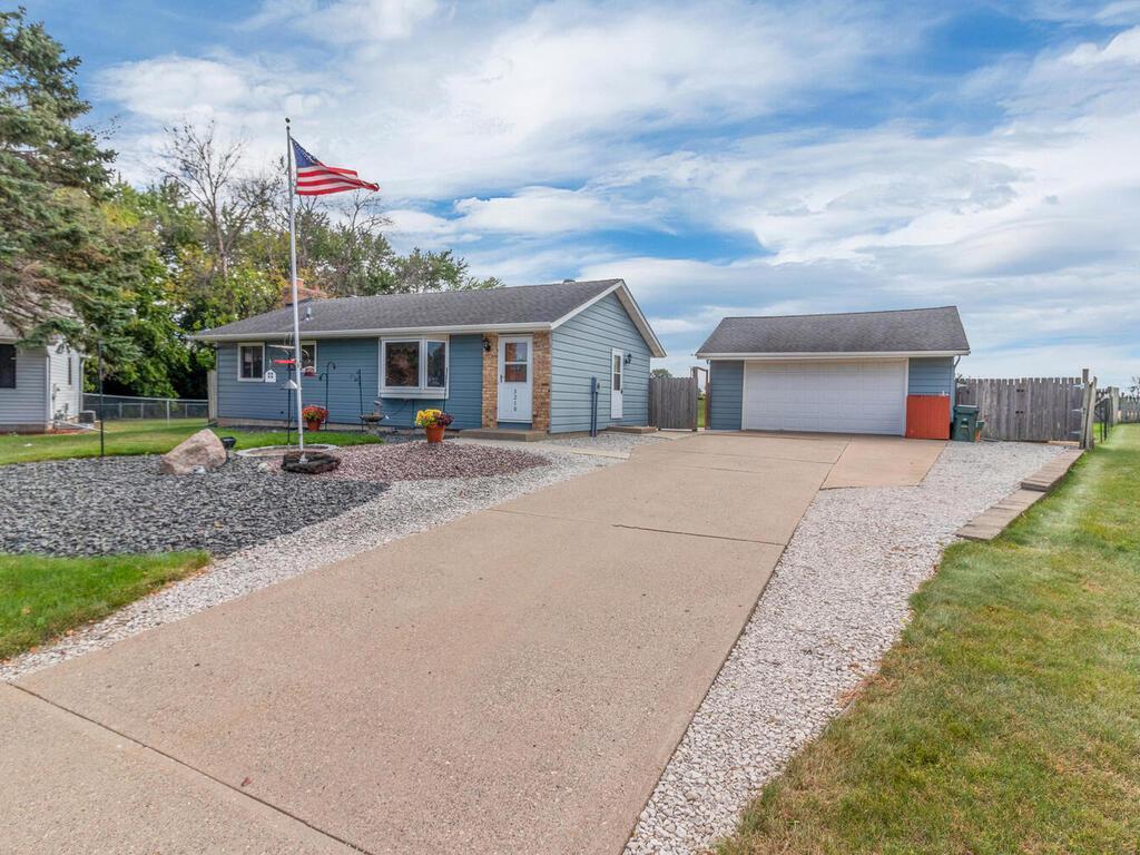 3210 Lower 150th Street W, Rosemount, MN, 55068 MLS 6263618 Edina