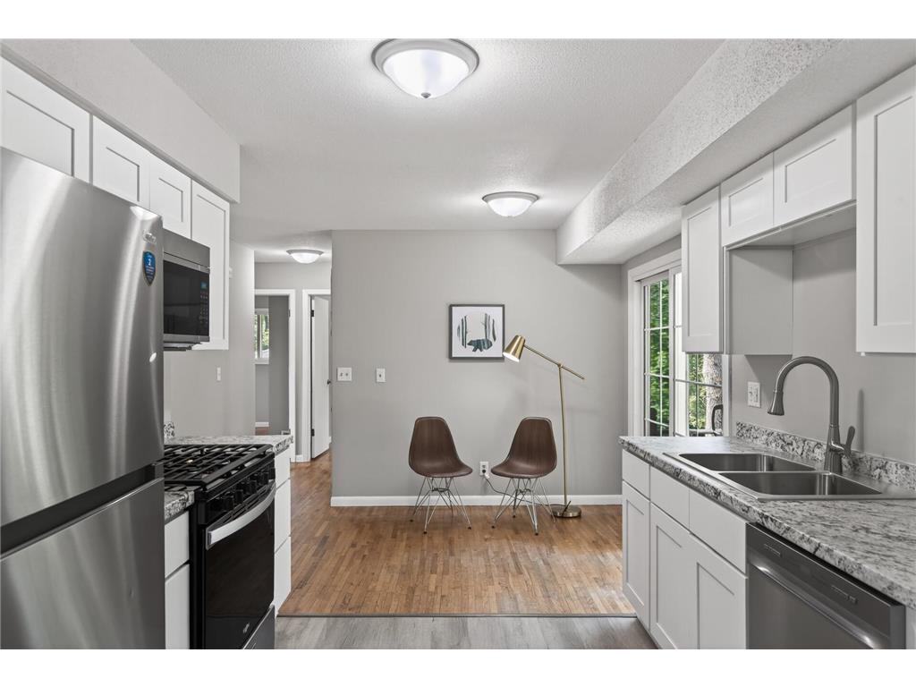 3211 Indiana Avenue N Robbinsdale MN 55422 7084487 image12