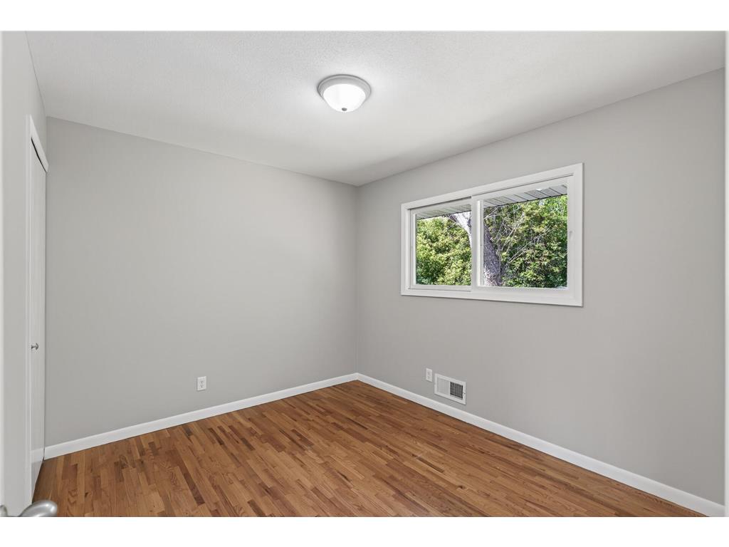 3211 Indiana Avenue N Robbinsdale MN 55422 7084487 image15