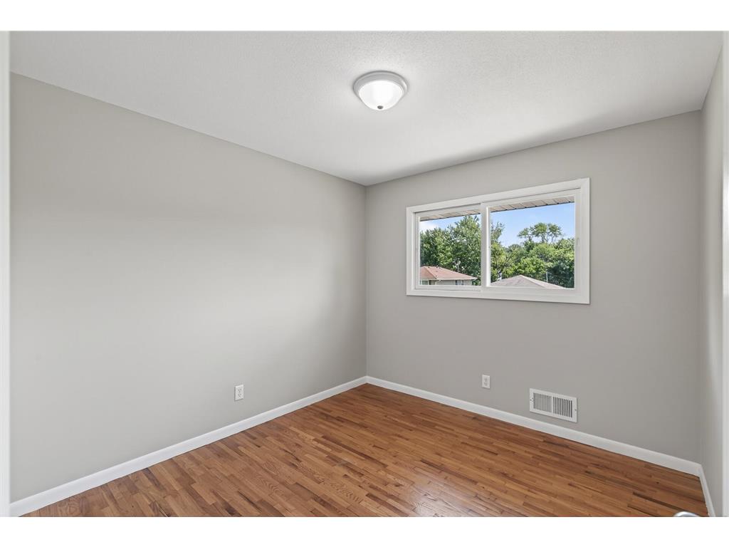 3211 Indiana Avenue N Robbinsdale MN 55422 7084487 image18