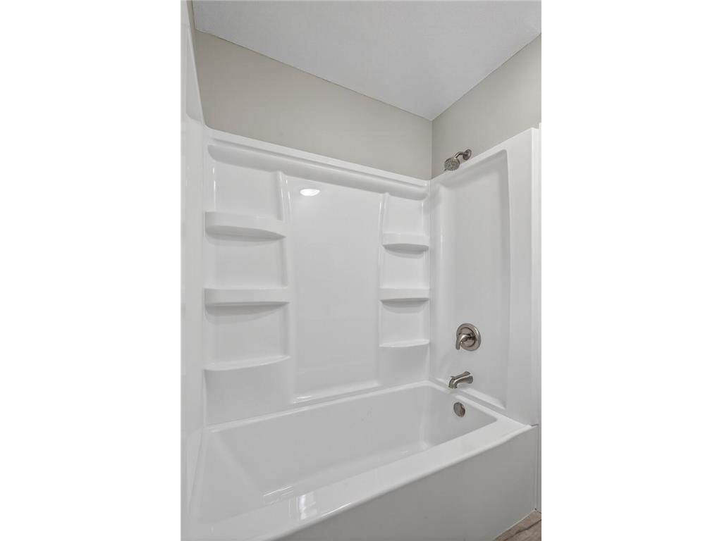 3211 Indiana Avenue N Robbinsdale MN 55422 7084487 image20