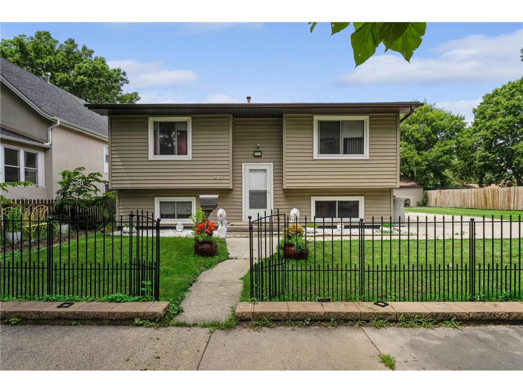 3212 5th Avenue S Minneapolis MN 55408 6565653 image1