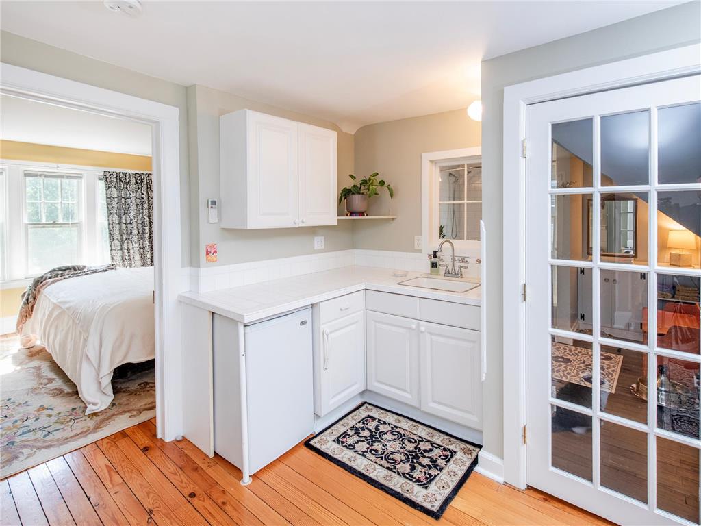 3212 Dupont Avenue S Minneapolis MN 55408 7098857 image34