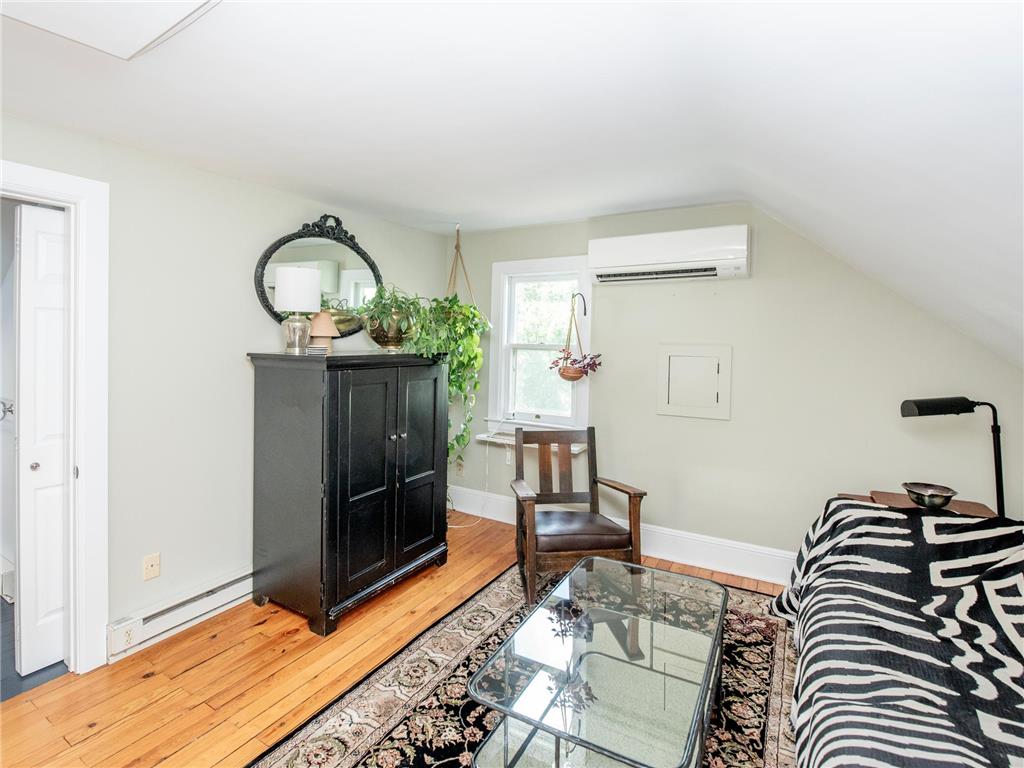 3212 Dupont Avenue S Minneapolis MN 55408 7098857 image35
