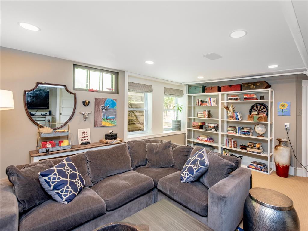 3212 Dupont Avenue S Minneapolis MN 55408 7098857 image39