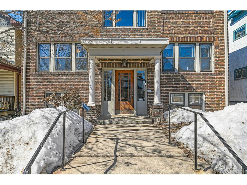 3212 Garfield Avenue #102 Minneapolis MN 55408 6346205 image1