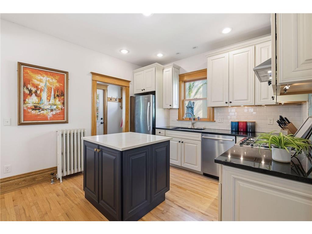 3212 Irving Avenue S Minneapolis MN 55408 7093812 image22