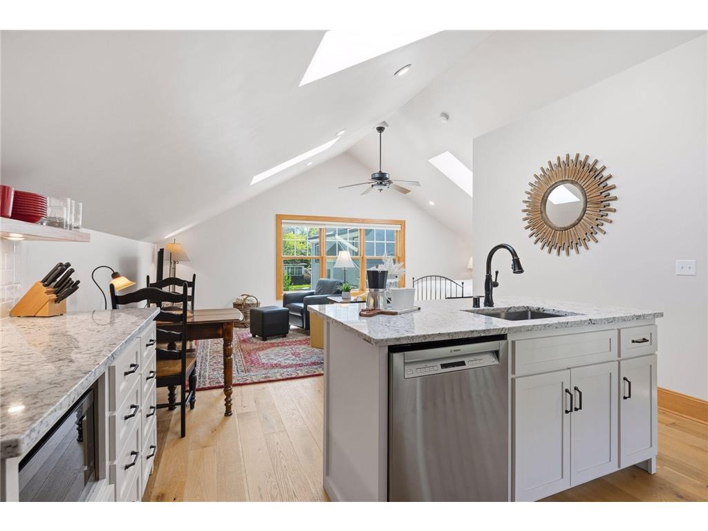3212 Irving Avenue S Minneapolis MN 55408 7093812 image52