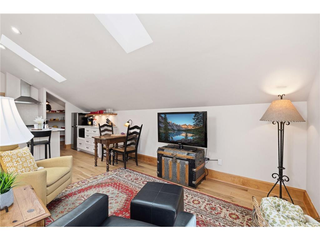 3212 Irving Avenue S Minneapolis MN 55408 7093812 image53