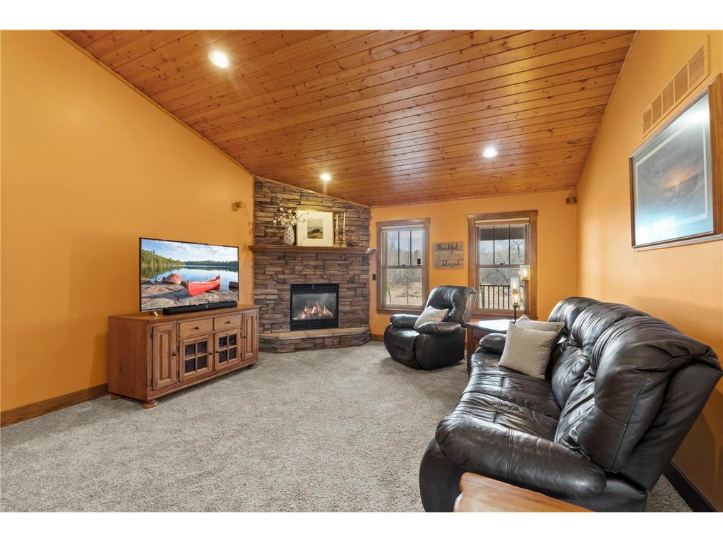 32126 Hornsby Street NE North Branch MN 55056 7038440 image7