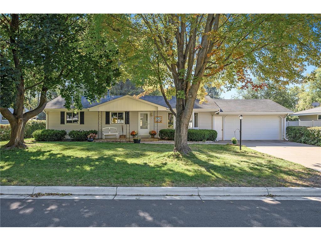 3213 Canterbury Drive Bloomington MN 55431 6436616 image1