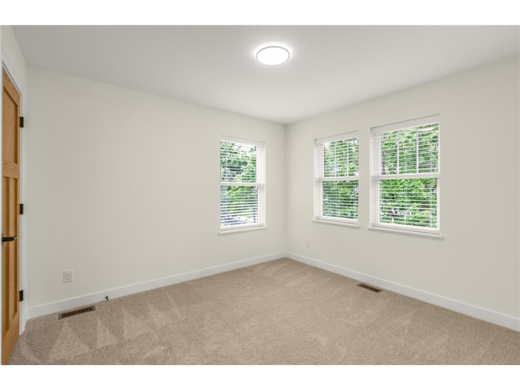 3213 Holmes Avenue S Minneapolis MN 55408 7073826 image32