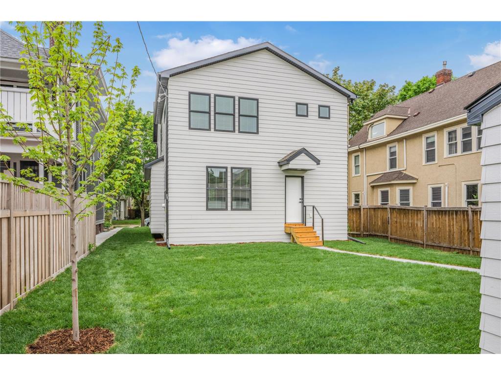 3213 Holmes Avenue S Minneapolis MN 55408 7073826 image46