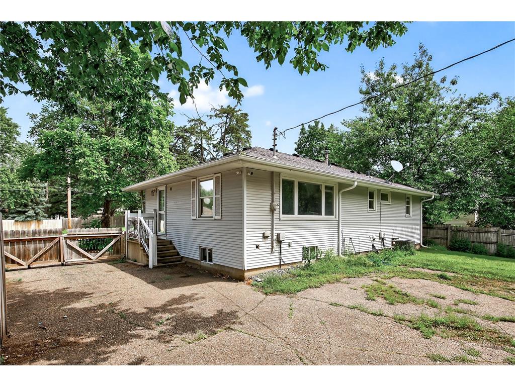 3213 W Old Shakopee Road Bloomington MN 55431 7021093 image2