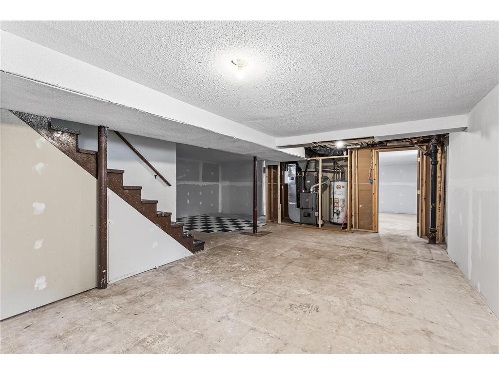 3213 W Old Shakopee Road Bloomington MN 55431 7021093 image22