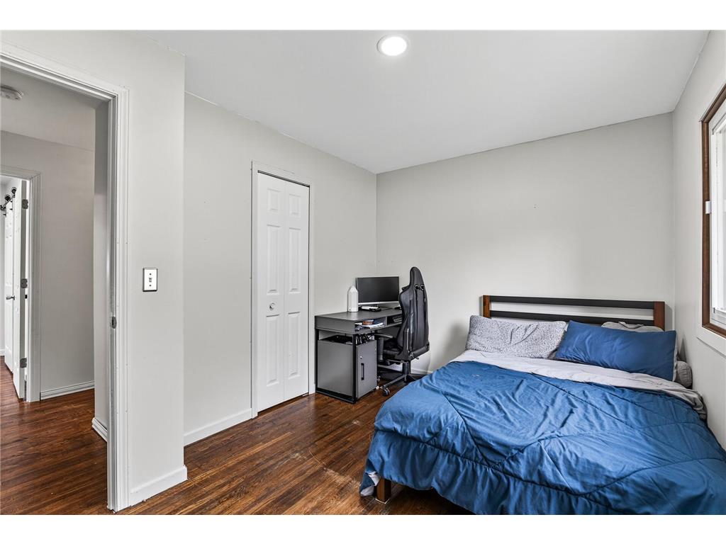 3213 W Old Shakopee Road Bloomington MN 55431 7021093 image38