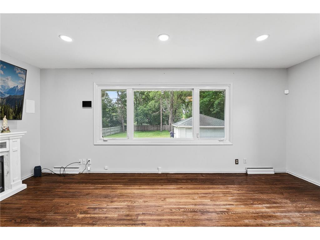 3213 W Old Shakopee Road Bloomington MN 55431 7021093 image40