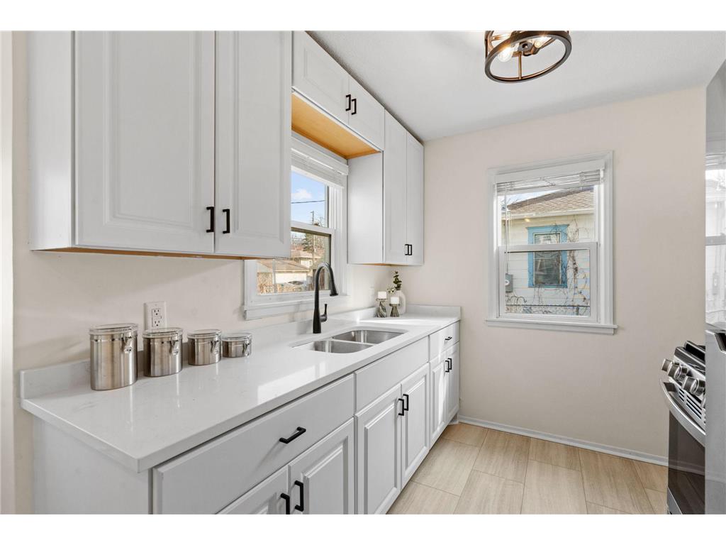 3214 Dupont Avenue N Minneapolis MN 55412 7083424 image12